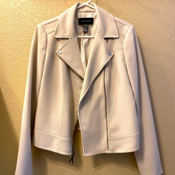 Jacket - Picture 1 of 6